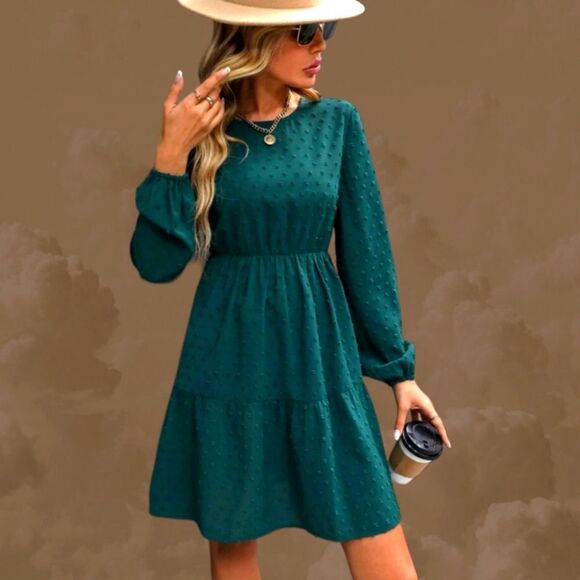 NWOT Women's Emrald Green Layered Clip Dot Ruffle Midi Dress👗 - Picture 7 of 14